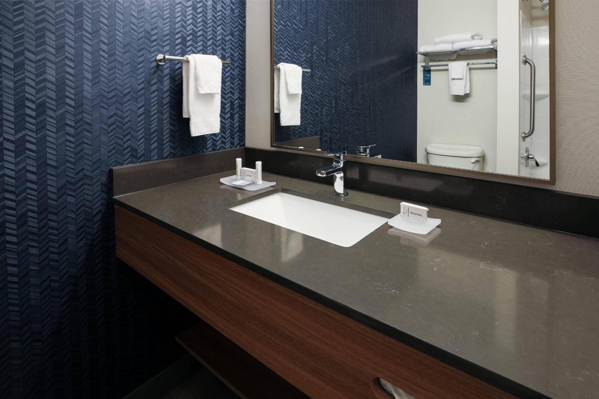 Fairfield Inn & Suites By Marriott Elizabethtown Zewnętrze zdjęcie
